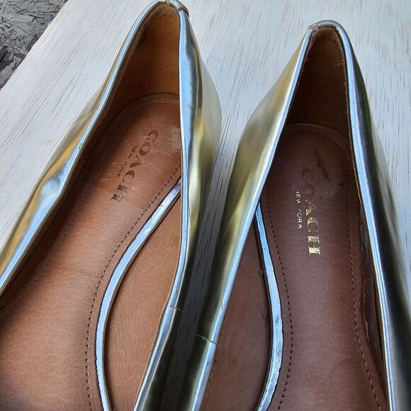 COACH  Walsh Metallic Silver Shoes Flats Loafers Rare Comfy Size 5 B, Pre-owned - Picture 5 of 9